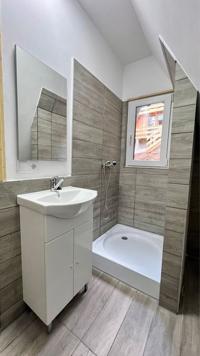 Cabana de inchiriat colibita