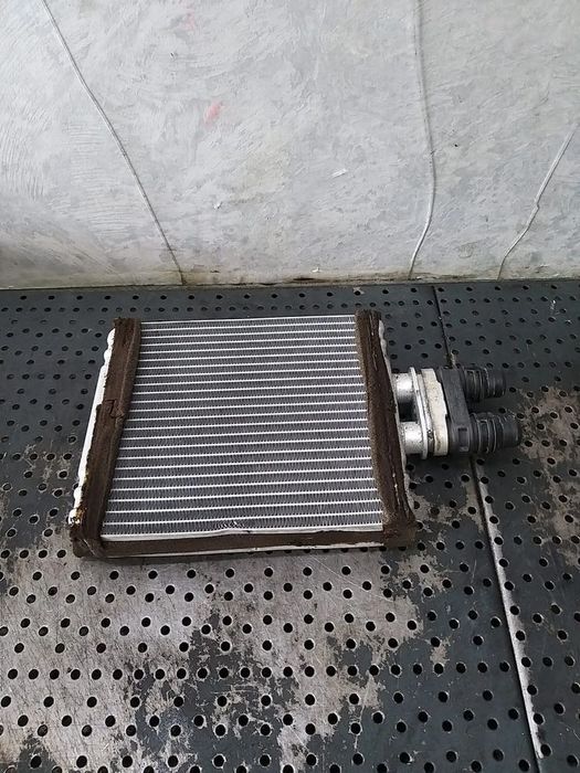 Radiator calorifer apa bord vw polo 6r 6q0121065m