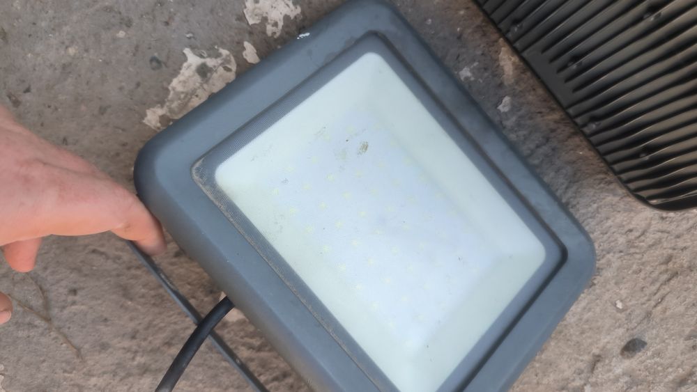 Прожектора 50w отличное качество