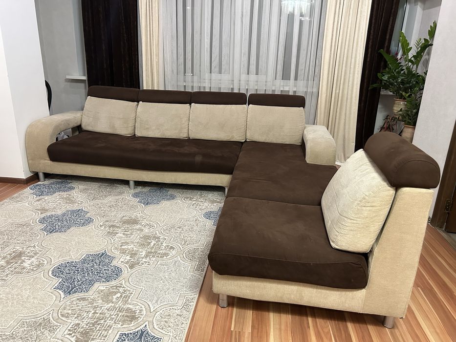Диван в хорошем состоянии