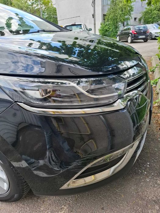 RENAULT ESPACE V 2017 – 1.6 dCi 131 kW / 160 CP, Manuală, 7 Locuri, Negru Metalizat