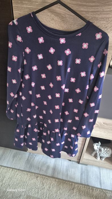 Rochite cu maneca lunga  intre 9/10 ani