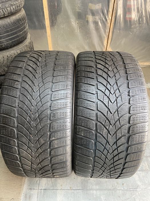 285/30/21 Dunlop зимний