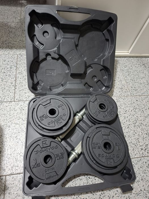 Set greutati pentru sport