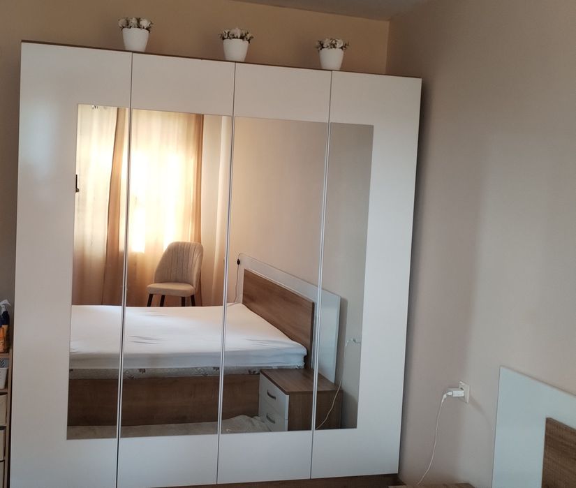 Продавам спално обзавеждане