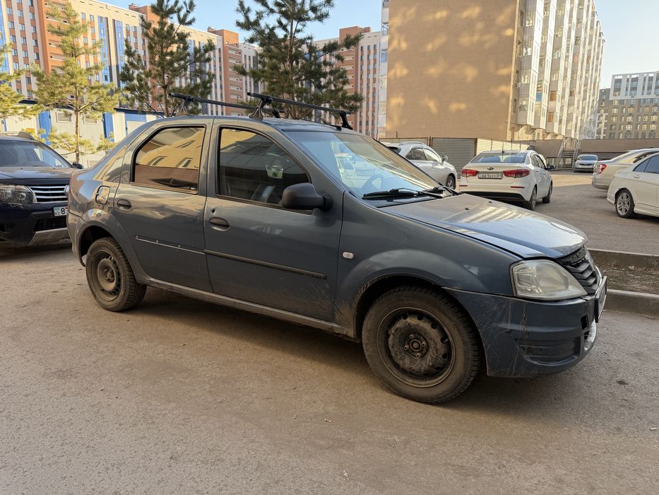 Логан  продам машину дешево