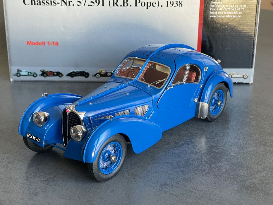 Machetă CMC 1/18 Bugatti