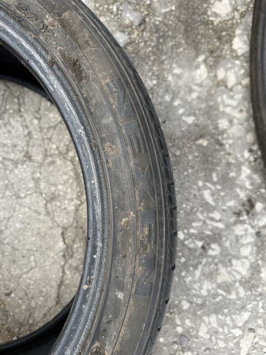 2 броя летни гуми Nexen 245/40 R18 Dot 1819 ном 405