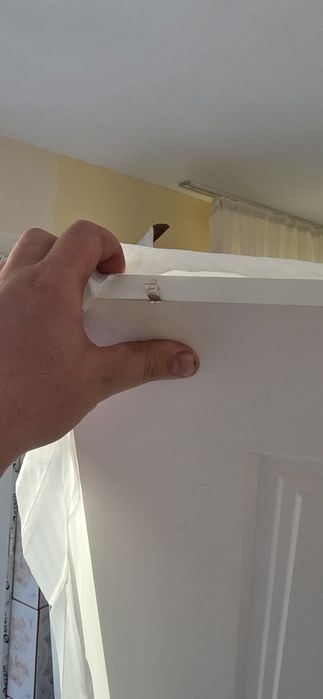 Usa baie 60 /200 cm putin ciupita ,noua