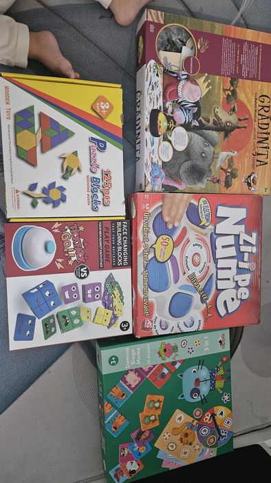 Vând pachet de 5 jocuri educative și distractive pentru copii peste