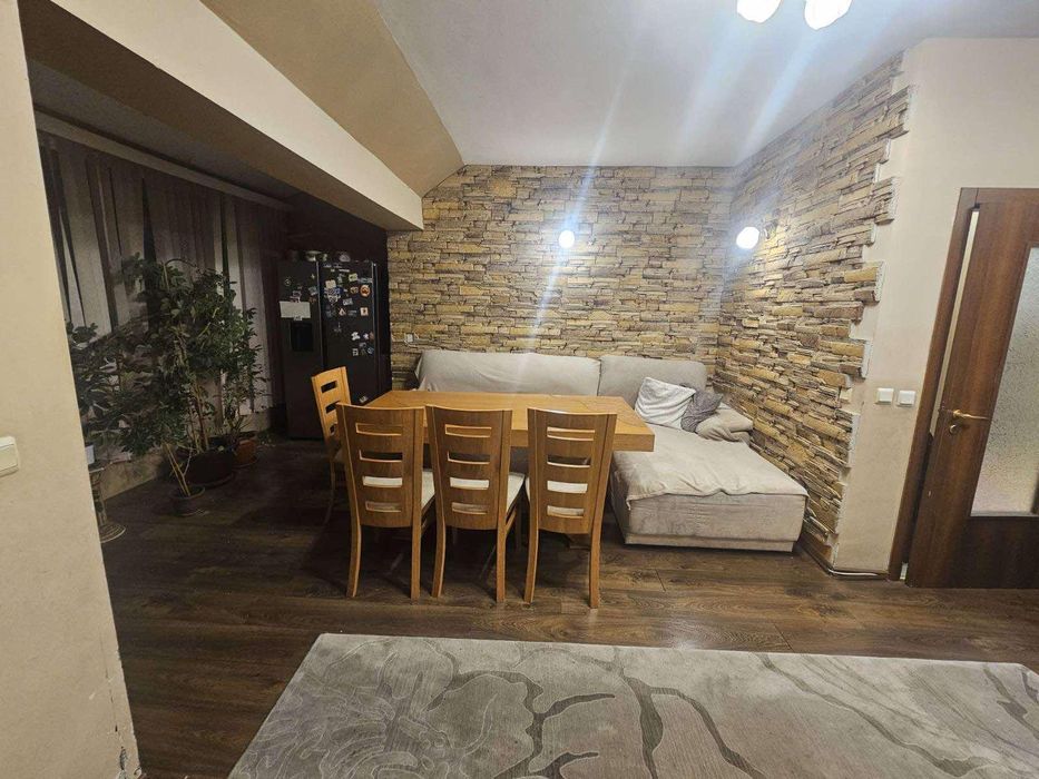 Дава се под наем Тристаен апартамент в Варна, Лятно кино Тракия - 90 кв.м за 750 € - Снимка #1