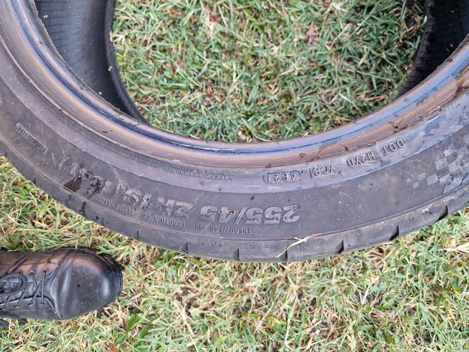 255 45 19 KUMHO летни