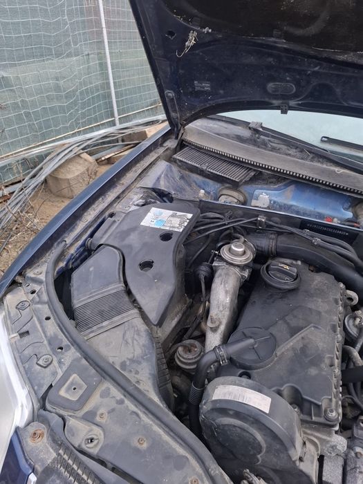 Vând Volkswagen Passat B5.5