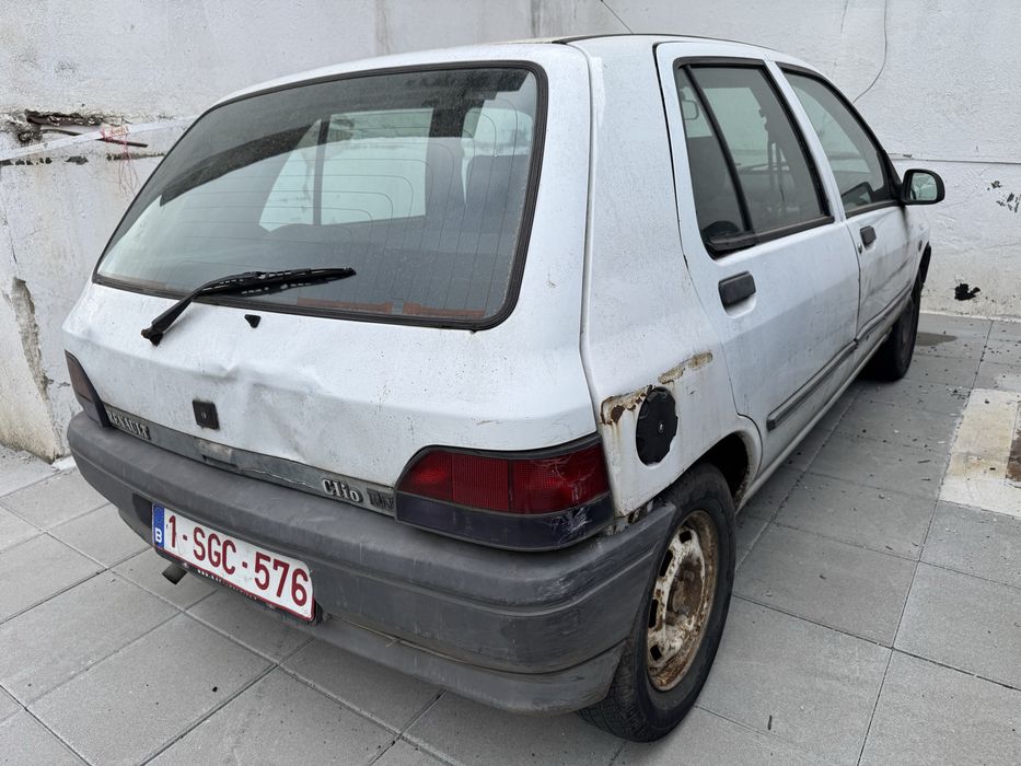 Renault Clio 1.2i 58hp 1991г На Части