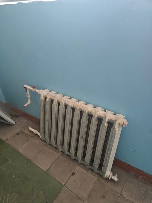 Батарея чугунная