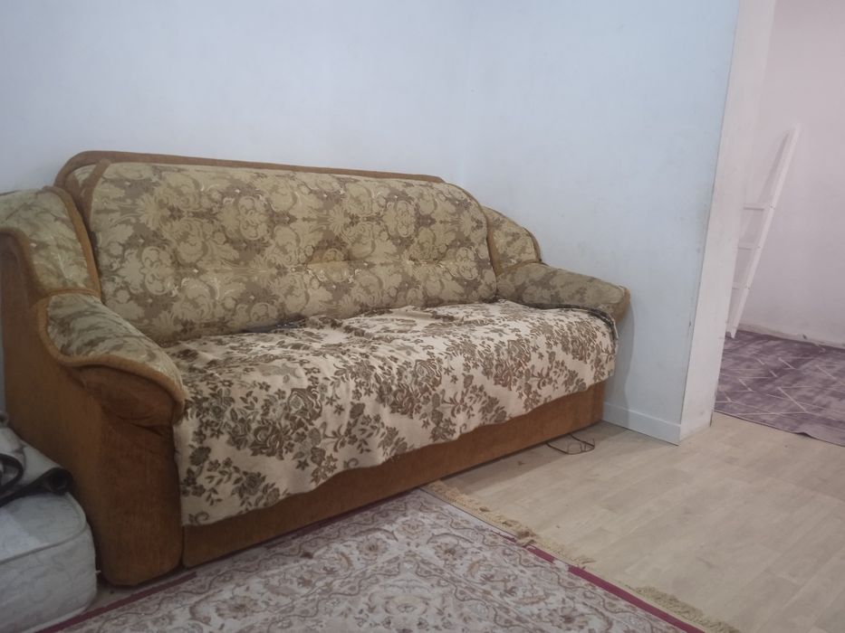 раскладной диван продам