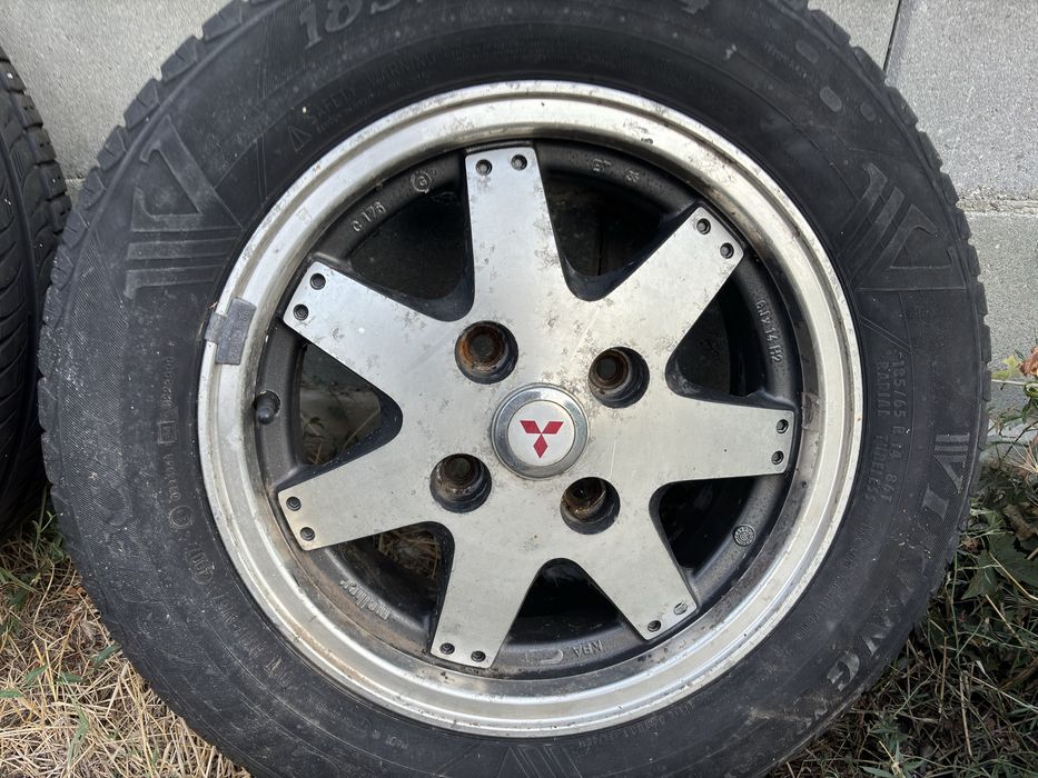 Гуми с джанти за  mitsubishi