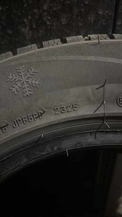 215/60 R16 в отличном состоянии