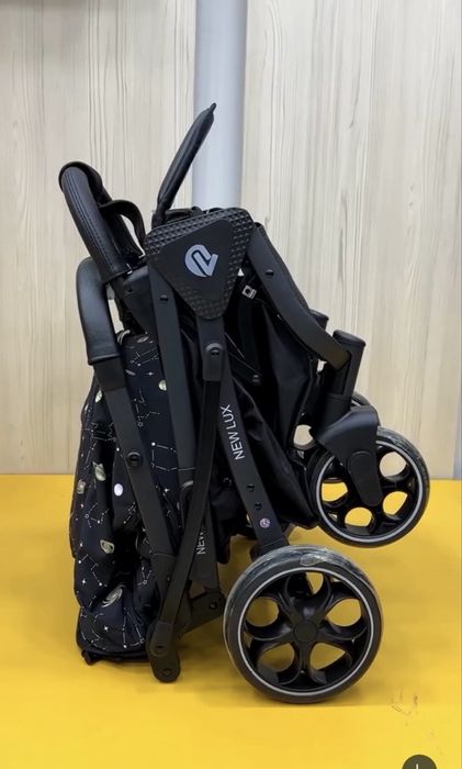 Продам детскую коляску