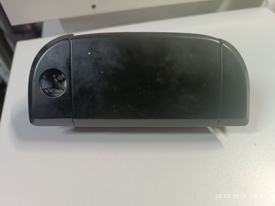 Ручка двери передней правой