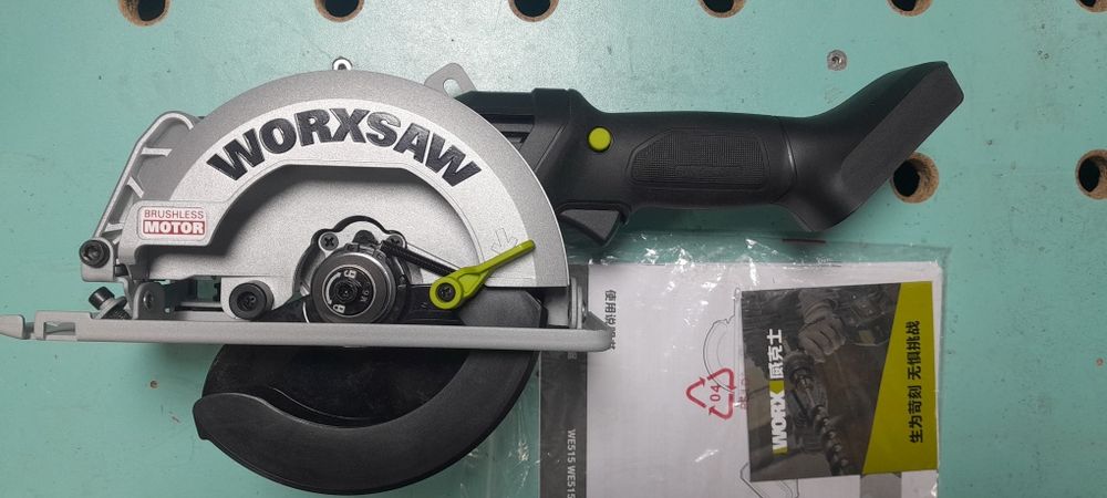 Bosch Makita DeWalt Worx