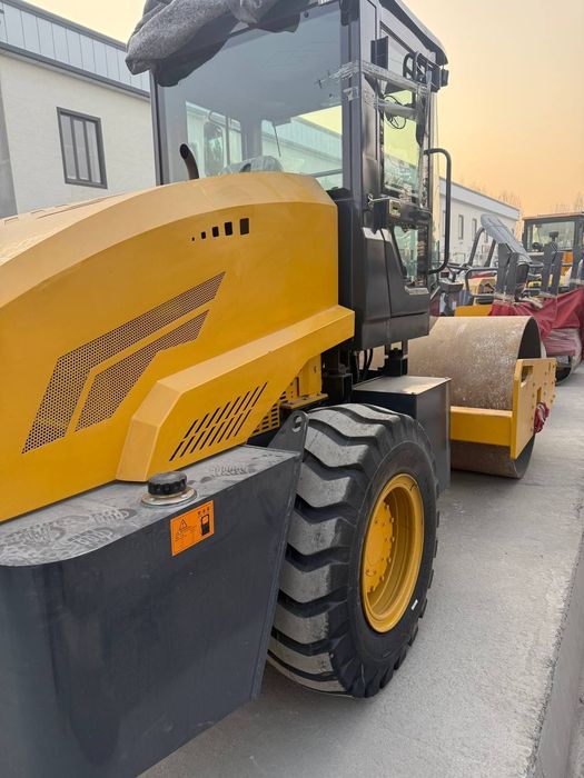 Каток 8 тонны новый