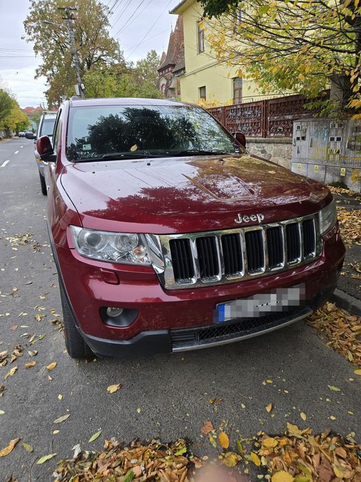 JEEP Grand Cherokee 2011 — imagine 3