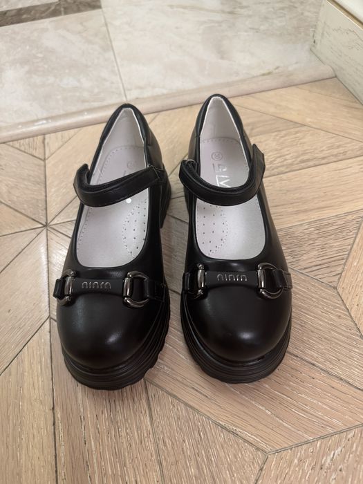 Туфли на девочку