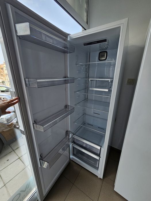 Хладилник Grundig