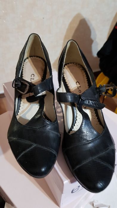 Продам туфли женские