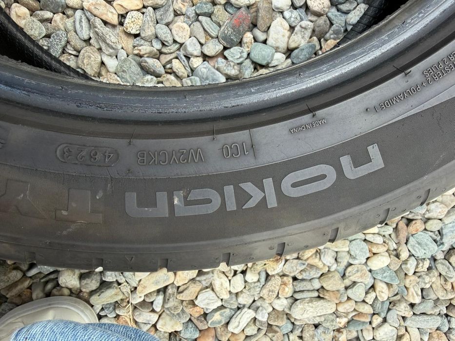Anvelope vara 245 45 R18