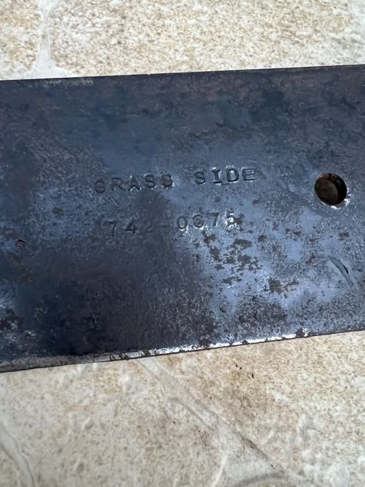 Cutite tractoras tuns iarba MTD