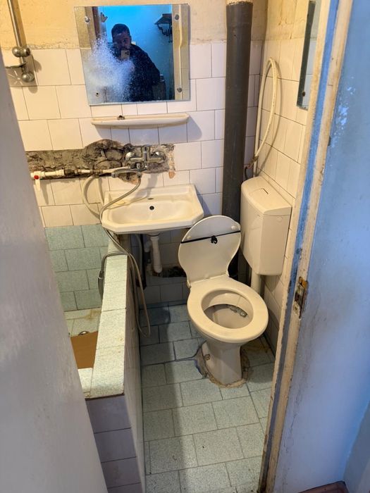 Vand apartament 2 camere Stefanesti