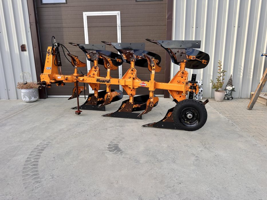 Plug cu 3 / 4 brazde Huard Kuhn Naud Goizin Gregoire Besson