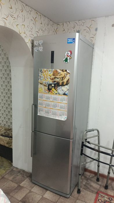 Срочно продам холодильник Самсунг