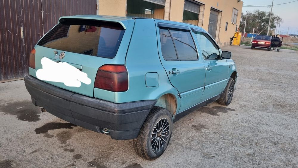 Автомобиль Golf 3 1992