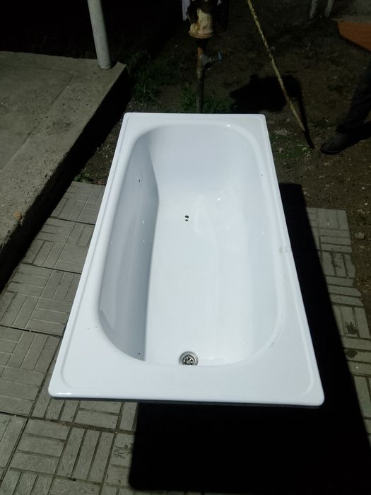 Продам ванную в харошем состояний