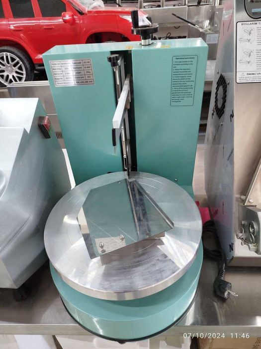 Tort kremini surtadigan aparat bezaydigan apparat для розлива торт opt