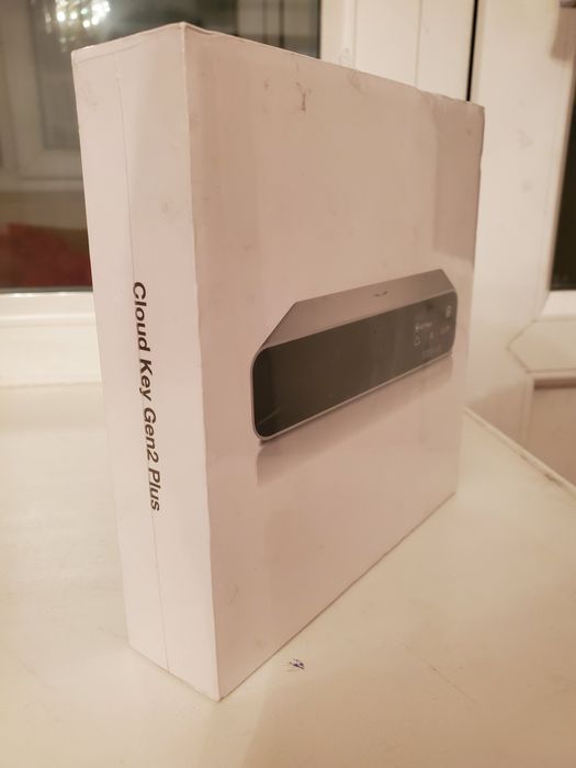 Контроллер Ubiquity Unifi CloudKey gen2 plus