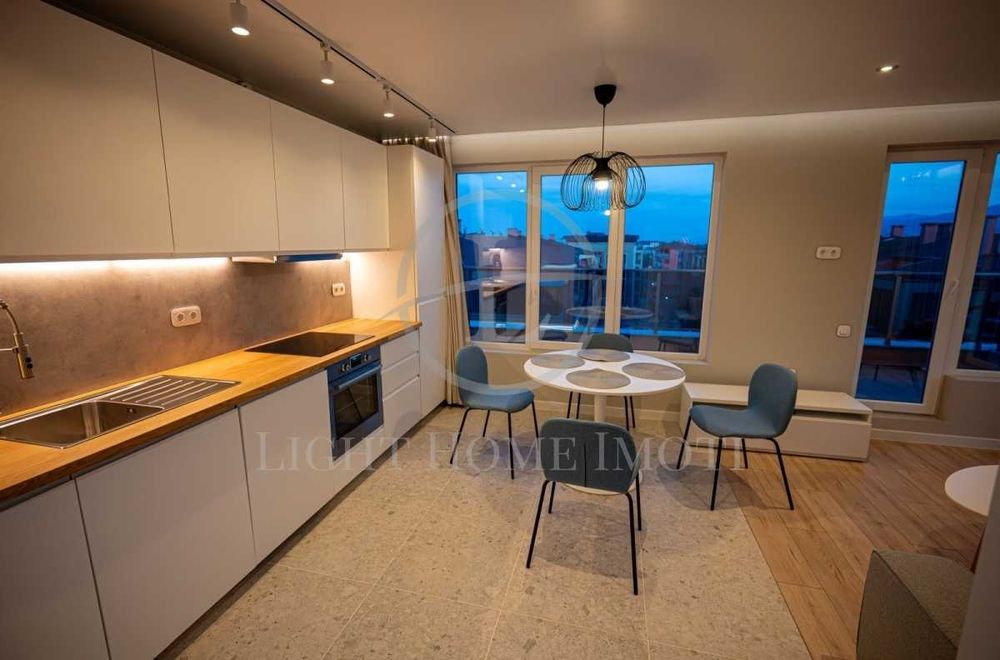 Продава се Двустаен апартамент в Пловдив, Център - 71 кв.м за 1121 €/кв.м - Снимка #3