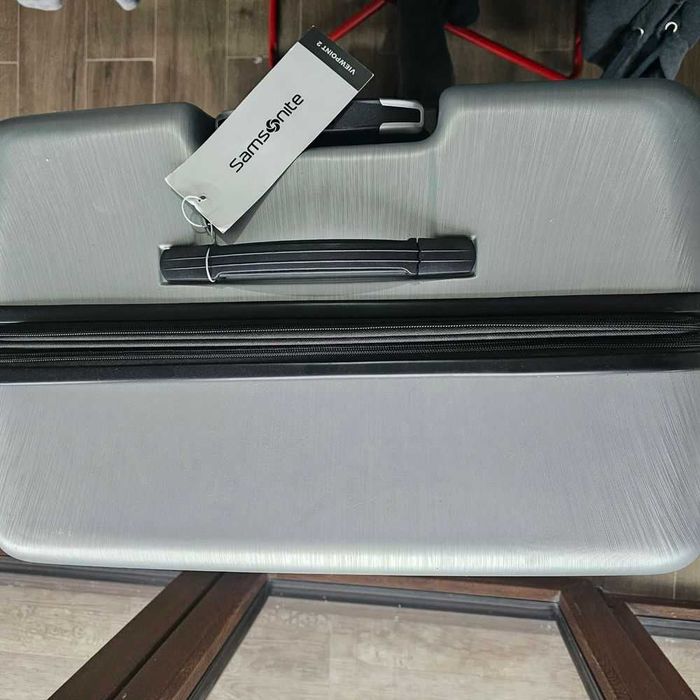 Samsonite куфар с размери 84х54х34