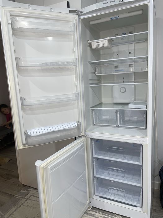 Холодиник сатылады