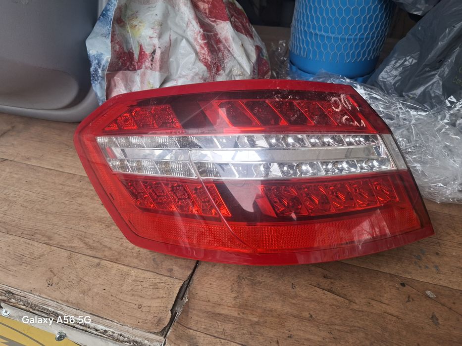 Оригинален стоп Mercedes E clasa 212  комби