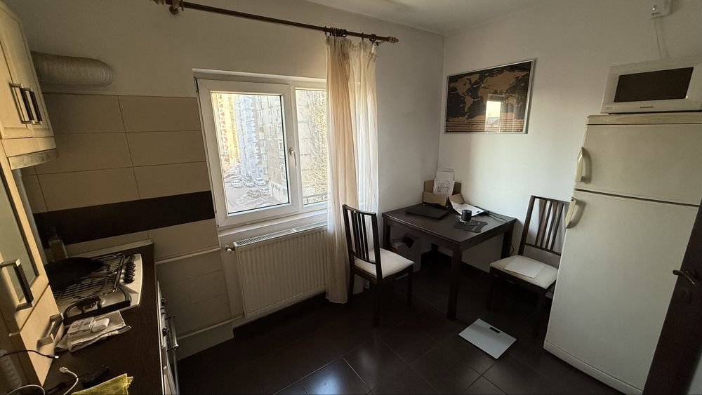 Inchiriez apartament 1 camera