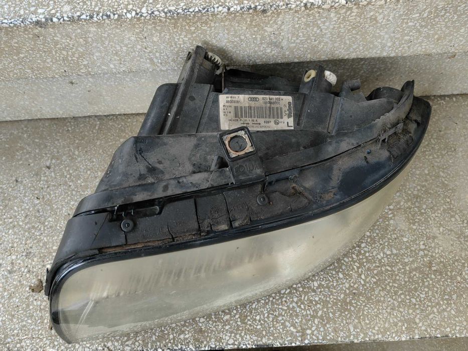 Фар  Audi A2 ляв / Фар Ауди А2 / Фар Audi A2 Оригинален