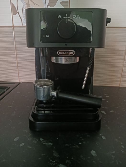 Vând Aparat de Cafea Delonghi