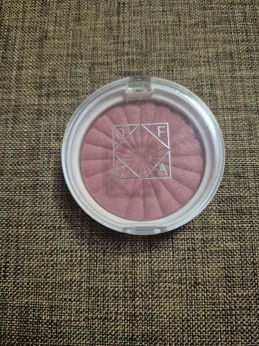Руж Ofra candy apple blush