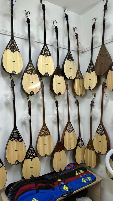 Домбыра іздеп жүрсіз бе?