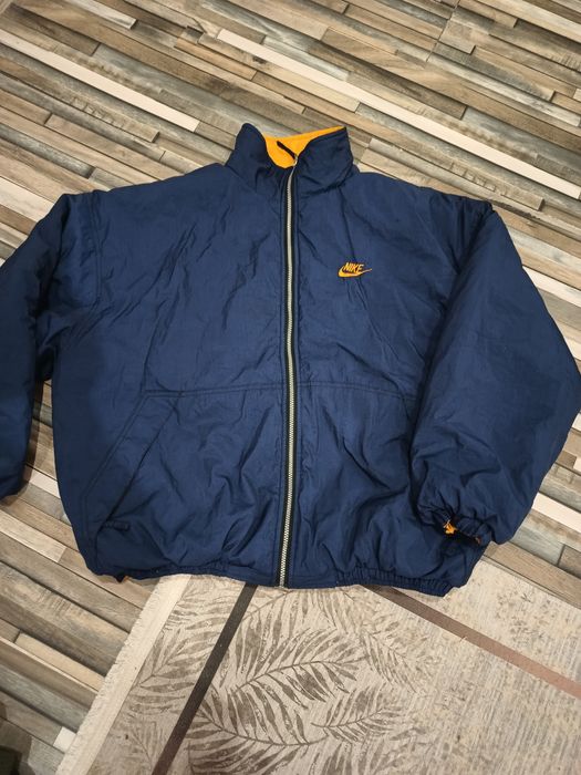 100% Оригинално Двулицево Nike Puffer Яке Зимно, Олекотено като ново е