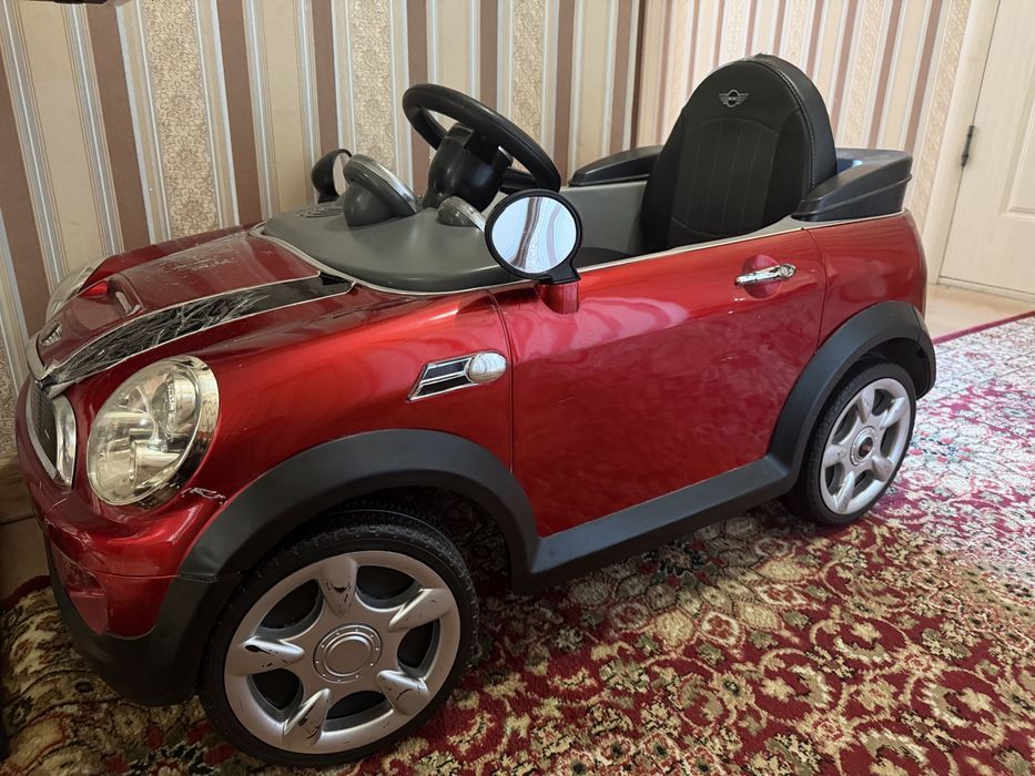 Продам детский автомобиль